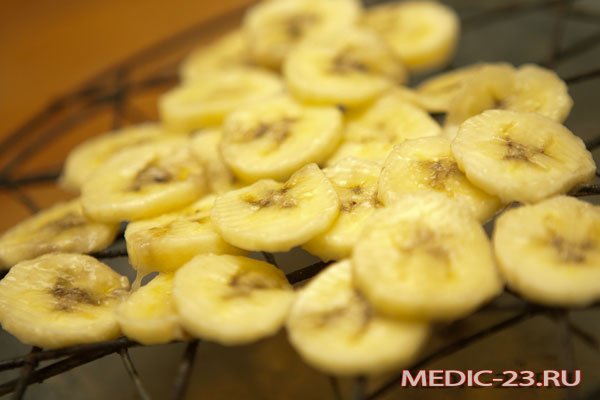 Приготовление сушеных бананов